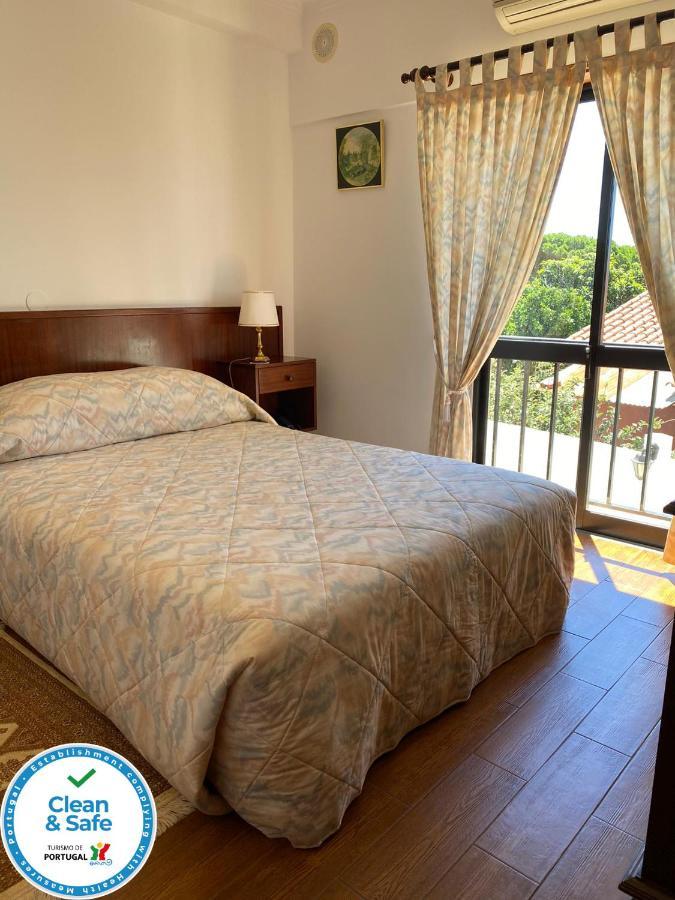 Guest House Toca Dos Grilos Εστορίλ Εξωτερικό φωτογραφία