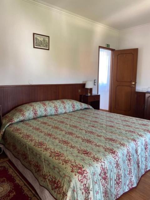 Guest House Toca Dos Grilos Εστορίλ Εξωτερικό φωτογραφία
