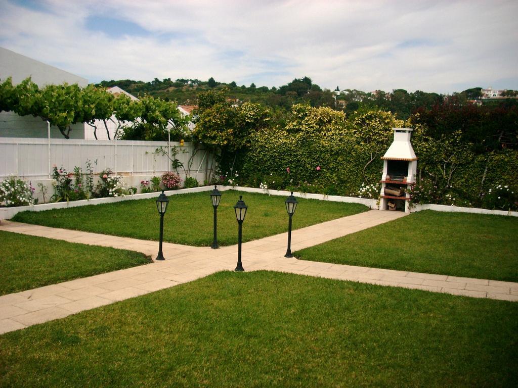 Guest House Toca Dos Grilos Εστορίλ Εξωτερικό φωτογραφία